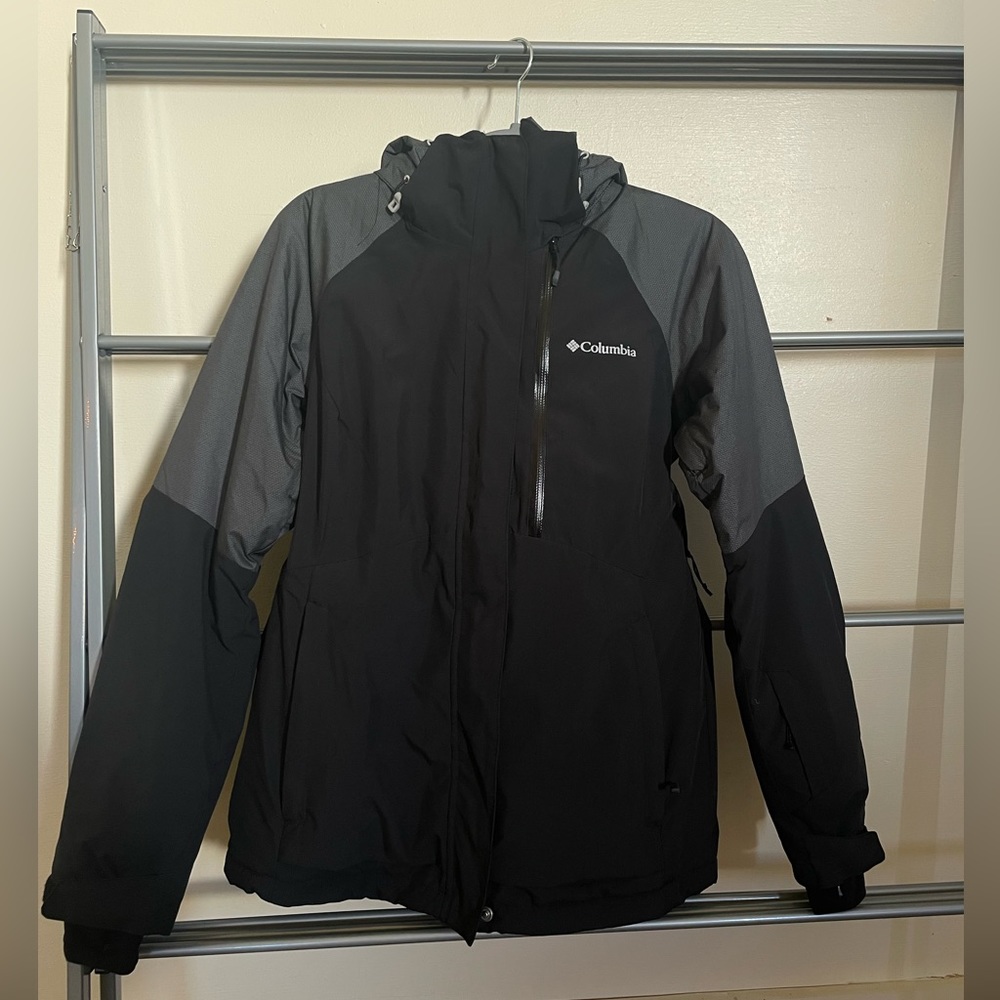 Black & gray Columbia snow jacket